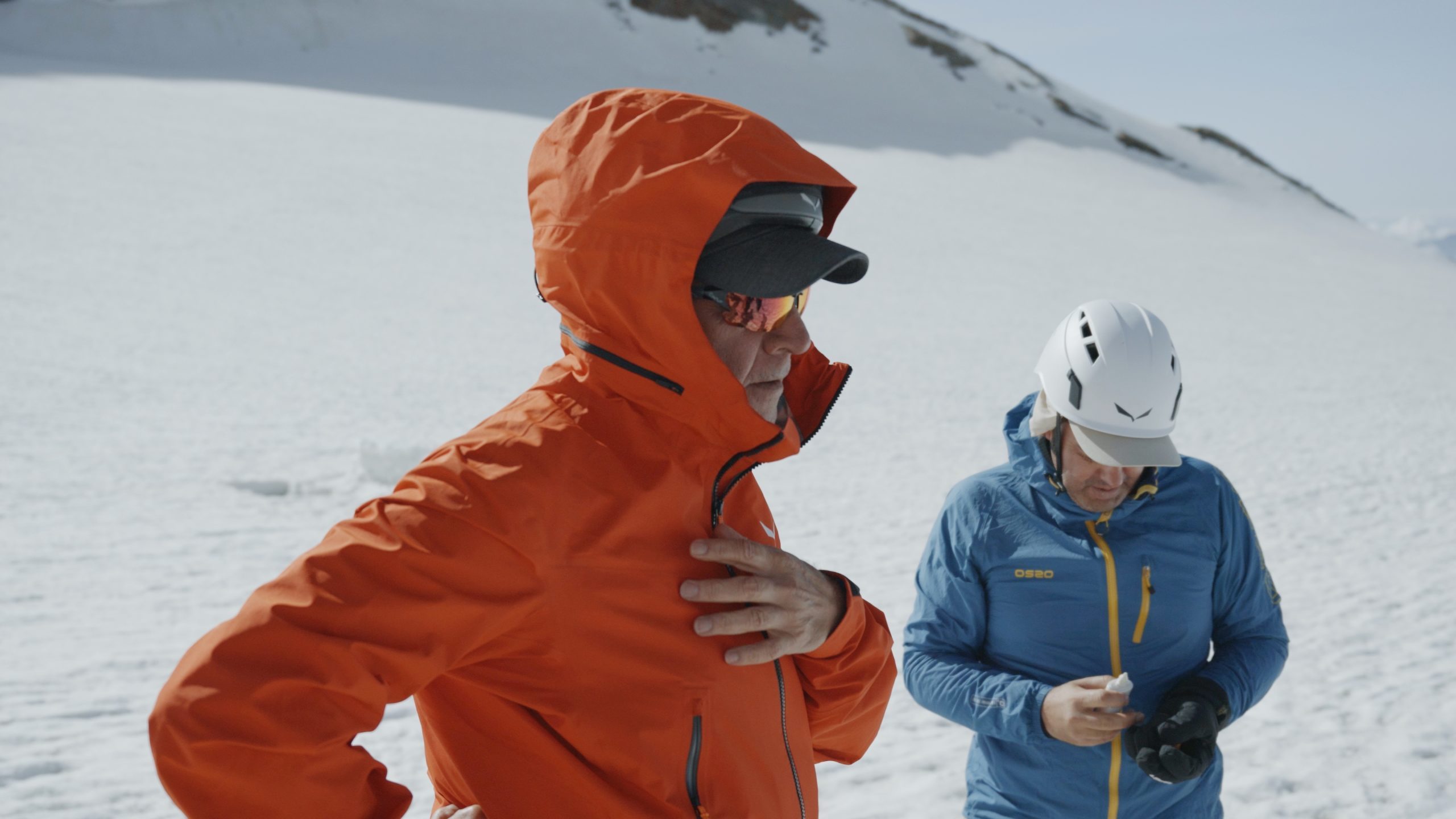 Dani i Sergio descansant al monte Rosa